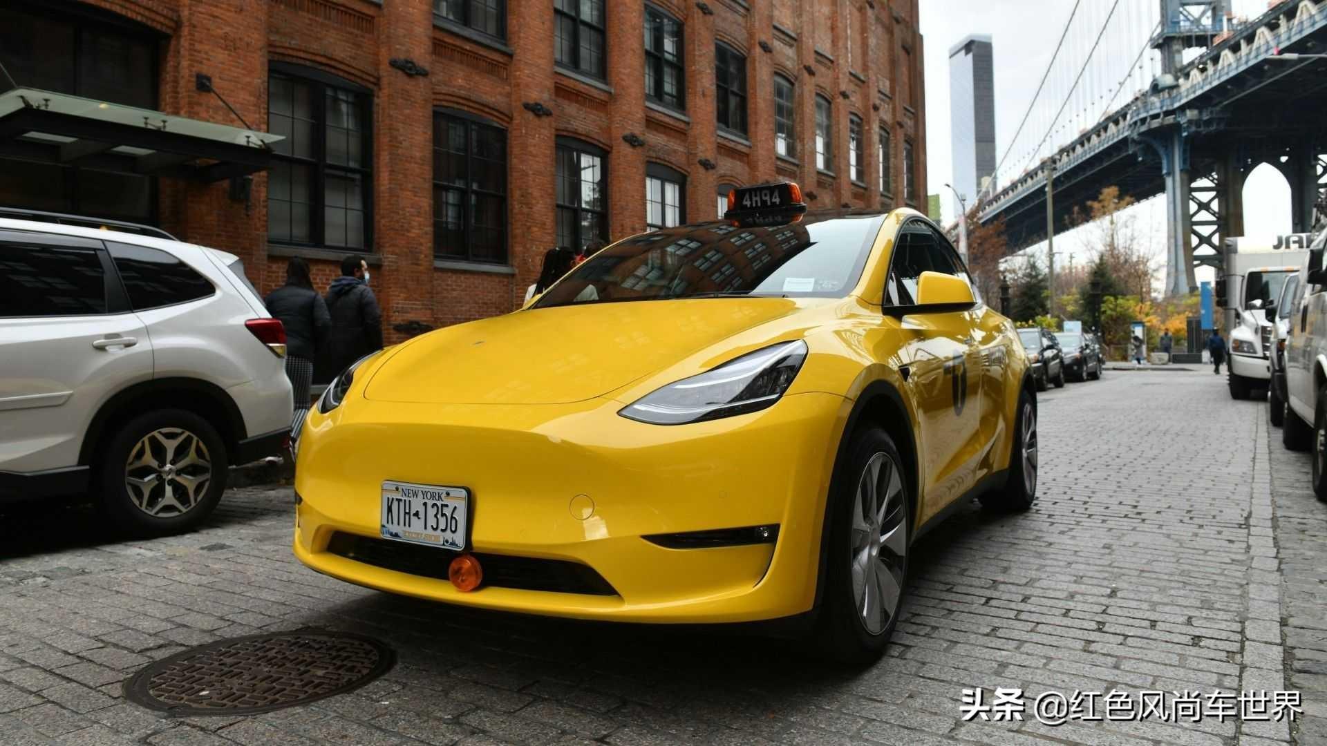 特斯拉无人驾驶出租车，无方向盘的创新，自信与成就感的彰显