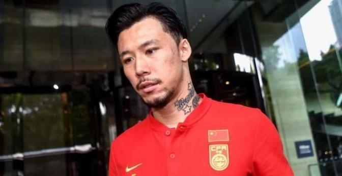 电商平台烟卡销售现象揭秘，如何看待多家平台仍在售烟卡？