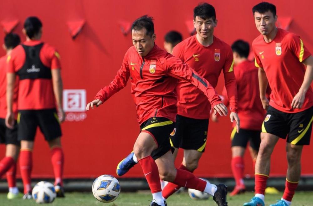 国足再现强势表现，意外崛起！
