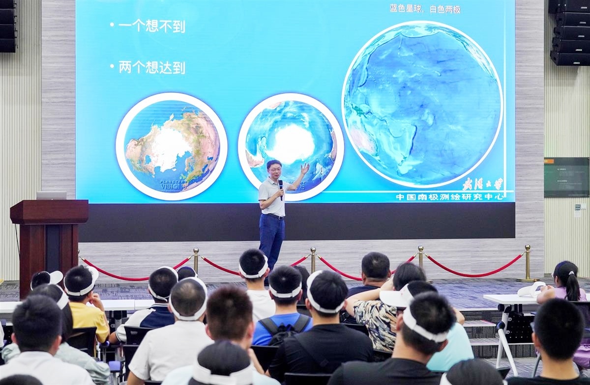 但斌最新视频，探索前沿科技，领略创新魅力的魅力展现