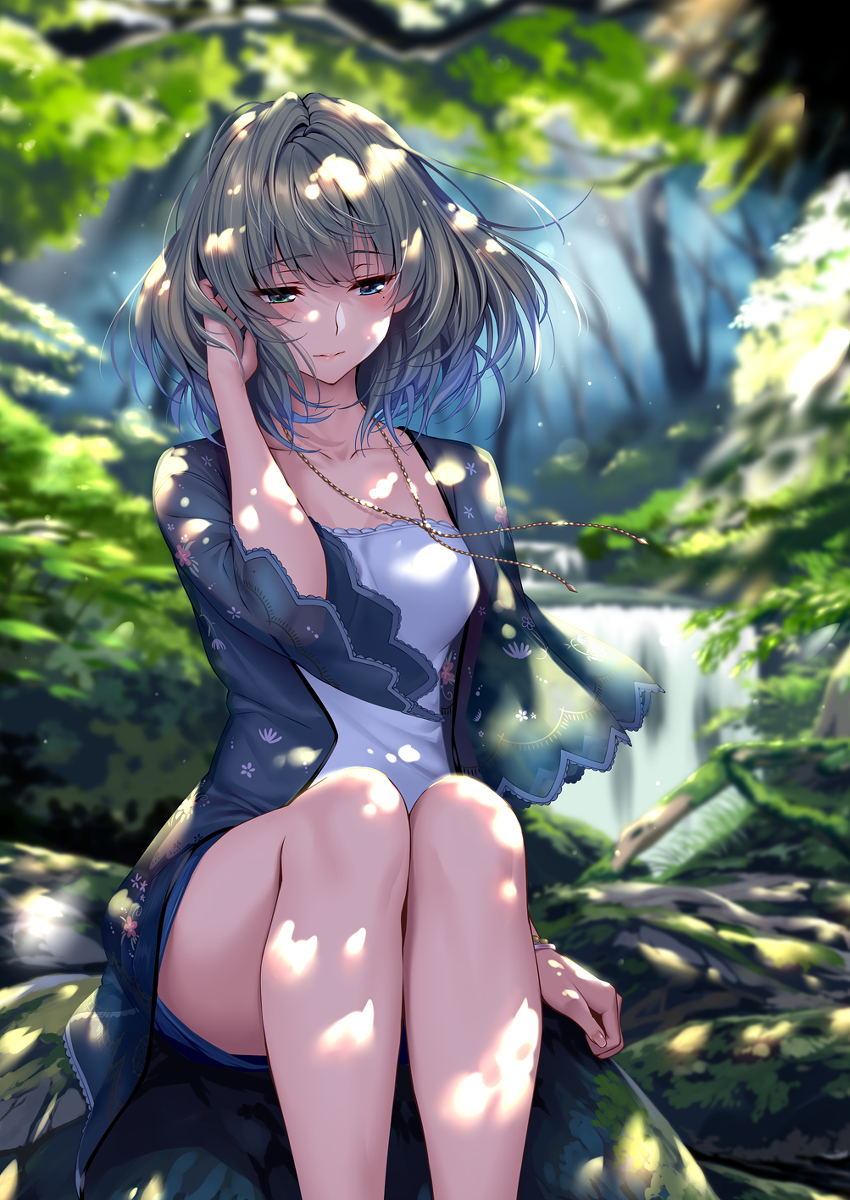 最新动漫女，自然美景的轻松探索之旅