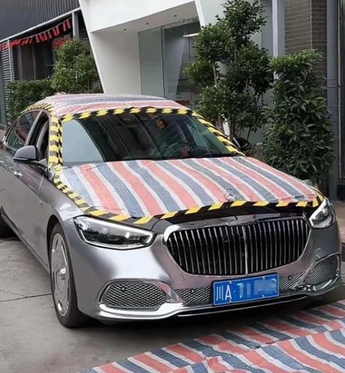 迈巴赫漏水车主再度发声质疑对方态度，科技重塑生活背景下的智能车体验升级挑战
