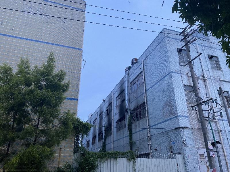 深圳小区突发火灾，紧急救援与防范措施探讨，多次爆炸声背后的警示与反思