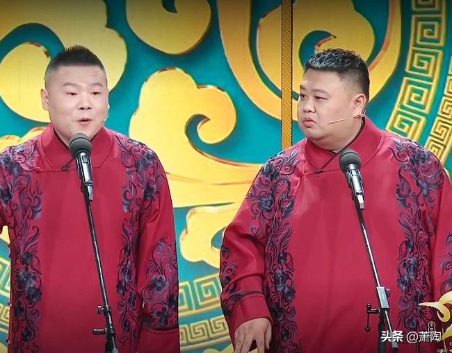 岳云鹏国外演出提词器故障，舞台挑战意外上演