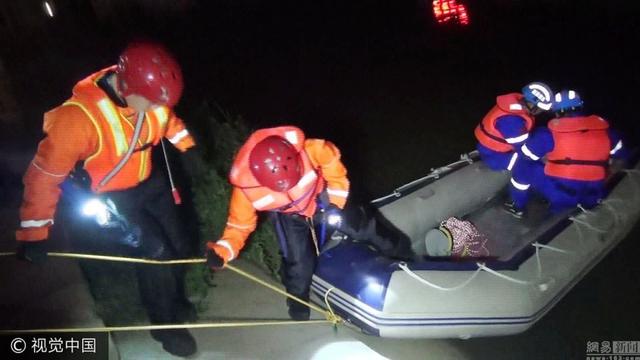 中学生自缢身亡