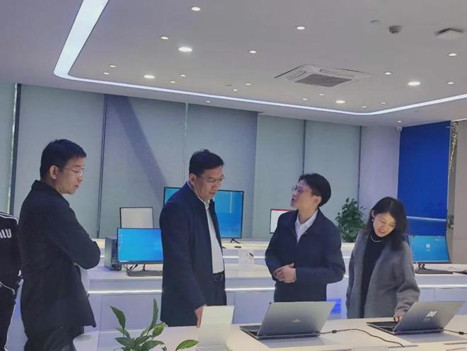 河北省政府最新领导及其日常工作的温馨瞬间