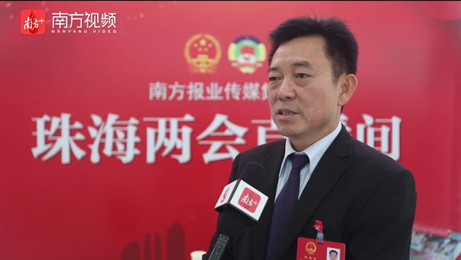 都市保安罗军的自然探索与心灵平静之旅最新章节