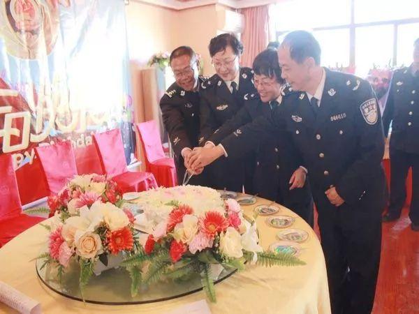 警察体制改革最新动态，观点分析与影响探讨