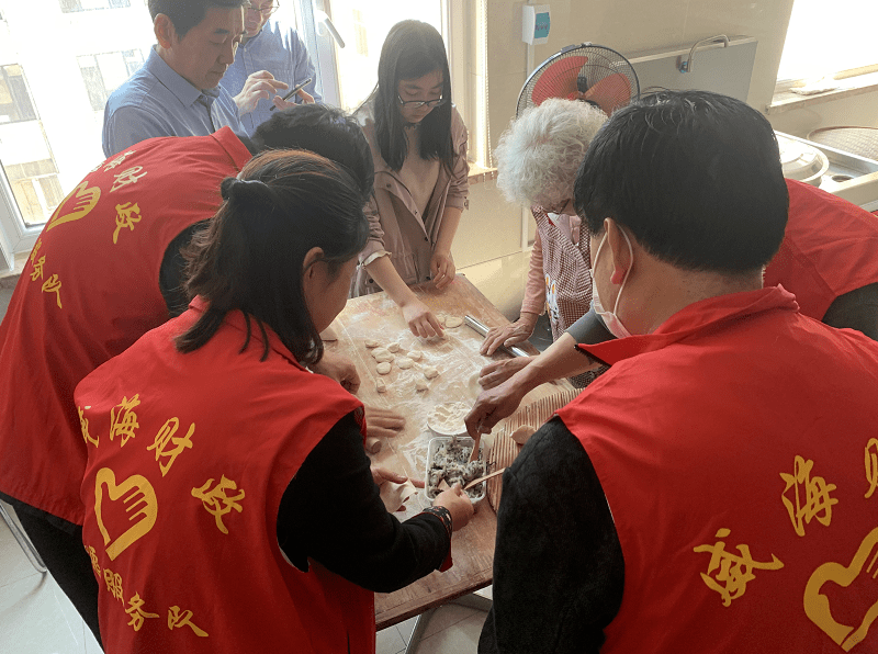 化州新动态，城市变迁中的学习与自信成就展
