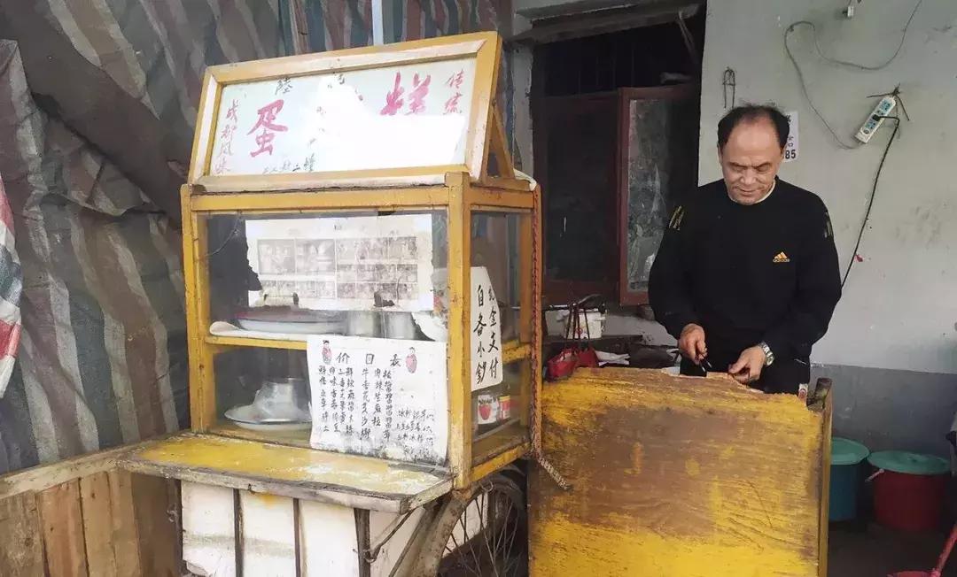 探寻小巷神秘特色小店，新矿病毒最新动态揭秘！