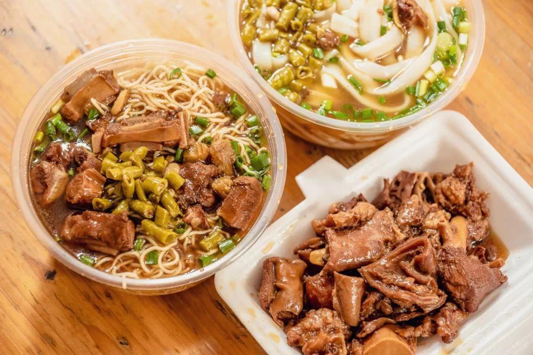 小巷深处的神秘美食探秘，最新病毒报导揭秘美食背后的秘密