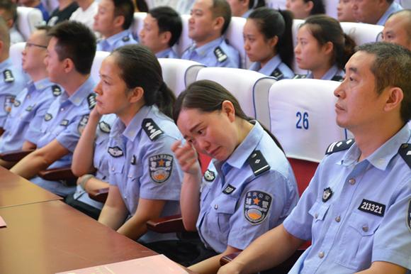 垫江最新招聘，变化带来自信，学习铸就未来之路